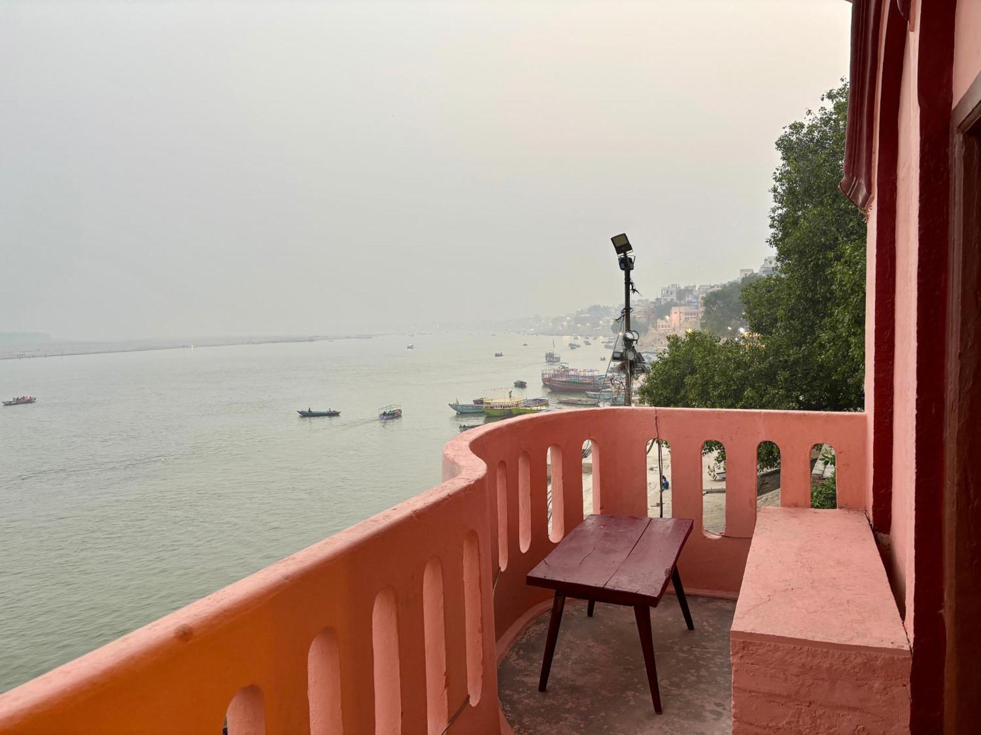 Vintage River Homestay Varanasi Eksteriør bilde